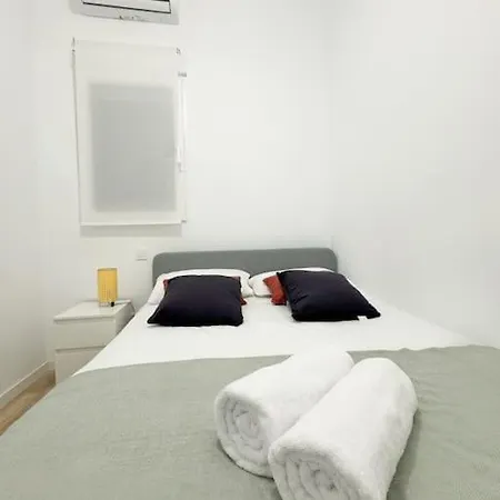 Habitaciones cómodas y bien ubicadas C-2